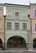 File:M욝ansk dm (Litomyl), Smetanovo nm. 134.JPG