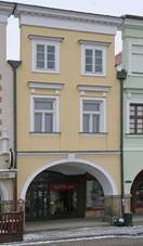 File:M욝ansk dm (Litomyl), Smetanovo nm. 135.JPG