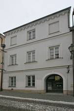 File:Mstsk dm (Litomyl), Rektora Stteskho 187.JPG