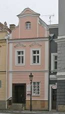 File:M욝ansk dm (Litomyl), Braunerovo nm. 203.JPG