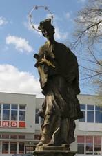 Konice, socha svat�ho Jana Nepomuck�ho.JPG