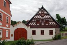 https://upload.wikimedia.org/wikipedia/commons/thumb/e/eb/Mil%C3%ADkov_%C4%8Dp.4.jpg/800px-Mil%C3%ADkov_%C4%8Dp.4.jpg