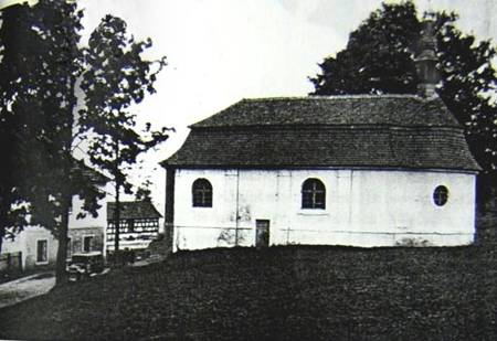 http://files.hora-krudum.webnode.com/200000185-476b448662/gnirs%20rockendorf%20kaple.jpg