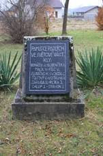 Krauzovna (Kly), pomnk, lev tabule.jpg