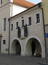 kapucnsk klter s kostelem 14 svatch pomocnk