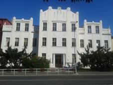 Stedn kola - gymnasium (Mlnk) 2013-09-08 20-40-33.jpg