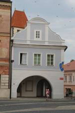 Mlnk, mstsk dm Zlat hvzda.JPG