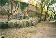 Mikulov cemetery 05.jpg