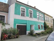 Mikulov,_Husova_15.jpg