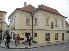 Mikulov,_N�m�st�_19.jpg