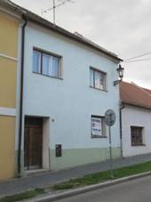 Mikulov,_Alfonse_Muchy_13.jpg