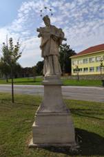 https://d34-a.sdn.cz/d_34/c_img_QO_g/xDnBEP.jpeg?fl=res,2200,2200,1