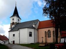 Bernartice Kirche.jpg