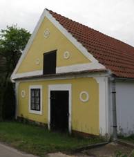 Komrov, venkovsk usedlost p.2.jpg