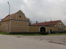 Komrov, venkovsk usedlost p.10.jpg