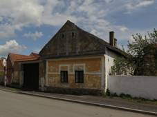 Komrov, venkovsk usedlost p.18.jpg