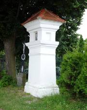 https://upload.wikimedia.org/wikipedia/commons/thumb/6/61/Nuzice%2C_Bo%C5%BE%C3%AD_muka_a_k%C5%99%C3%AD%C5%BEek_%2801%29.jpg/800px-Nuzice%2C_Bo%C5%BE%C3%AD_muka_a_k%C5%99%C3%AD%C5%BEek_%2801%29.jpg