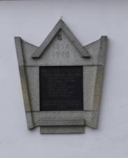 Ptikozly, kaplika (deska).jpg