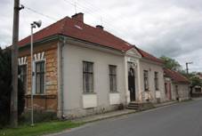 https://upload.wikimedia.org/wikipedia/commons/thumb/5/5e/Bore%C4%8D%2C_okres_Mlad%C3%A1_Boleslav%2C_2012%2C_009.JPG/1280px-Bore%C4%8D%2C_okres_Mlad%C3%A1_Boleslav%2C_2012%2C_009.JPG