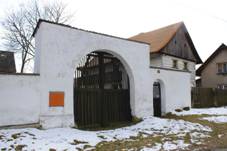 Bezinka (Bl pod Bezdzem), vjezd.jpg