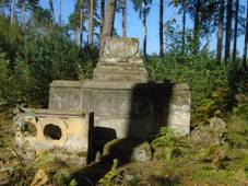 Socha sv. Jana Nepomuck�ho 3.jpg