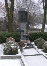 https://d34-a.sdn.cz/d_34/c_img_G_Y/y8KQMe.jpeg?fl=res,2200,2200,1