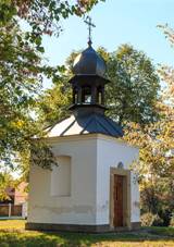 Kapli�ka na n�vsi