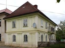 Domy na horn� n�vsi