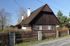 https://upload.wikimedia.org/wikipedia/commons/thumb/9/99/Doubrava_2018-04_01.jpg/1280px-Doubrava_2018-04_01.jpg