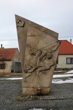 Memorial of murdered victims of Babice Case, left.jpg