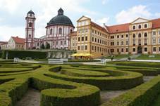 File:Jaromice - zmek 02.JPG