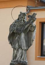 Statue near Rectory in Daleice, Teb District.jpg