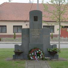 Wikimsto Hustopee 20150509 Hostradice 3841.jpg