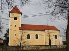 Sideview of Church of Saint John the Baptist in Lipnk.jpg