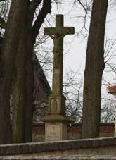 Cross near church of Saint John the Baptist in Lipnk.jpg