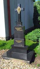 Cross near Chapel of Pius X. in Litovany, Teb District.JPG