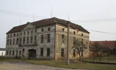 Odunec Chateau view.jpg