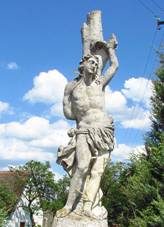 Statue of Saint Sebastian in Raice, Teb District.JPG