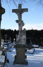 Cemetery cross in Raice, Teb District.JPG