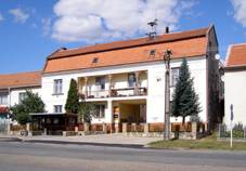 Radkovice radnice.jpg