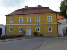Rectory in Rouchovany, Teb District.JPG