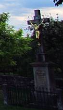 Overview of Holy Trinity Chapel in Slatina, Znojmo District.JPG