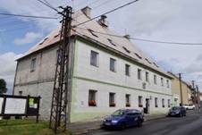 File:Hora Svate Kateriny - City Hall.jpg