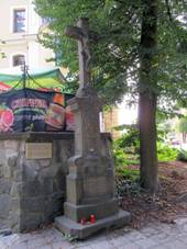 Nchod krucifix u Hronu 01.jpg