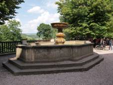 Nchod, zmek, kana.jpg