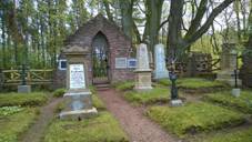 Nchod - Vojensk hbitov 09.jpg