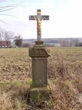Wayside Cross - road Ole�nice - V�eliby.jpg