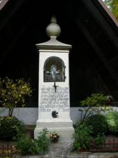 ���rky - Doly - monument 04.jpg