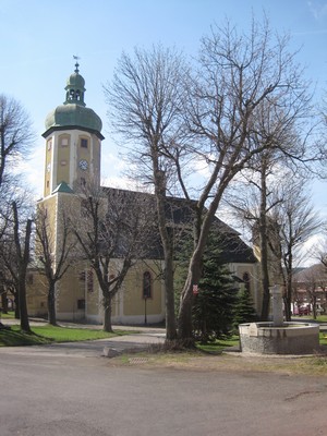 n�m�st� s kostelem - duben 2010