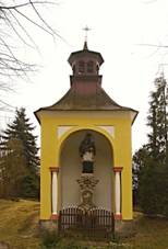 Brtev kaple se sochou sv. Jana Nep. 3.JPG